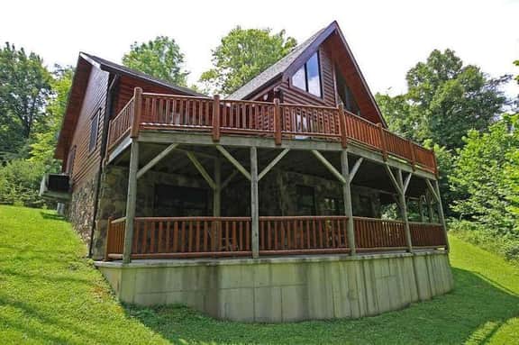 Private 5-Bedroom Retreat at Martinwoods – Perfect for Families/Small Groups